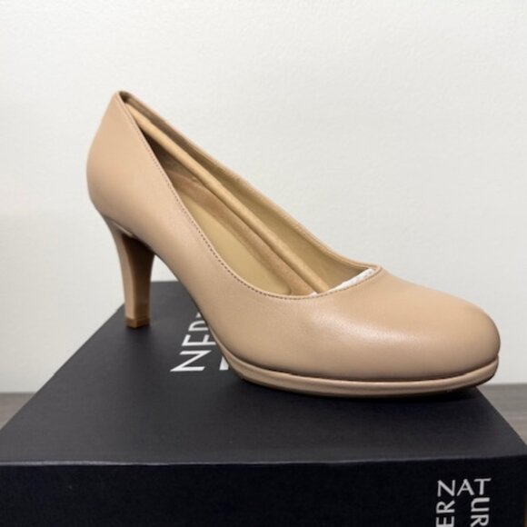 Naturalizer Womens Michelle Taupe Classic High Heel Pump - Picture 1 of 3